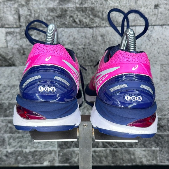 Asics GT-2000 v4 Pink / Navy Running Shoes - W8 - Picture 6 of 9